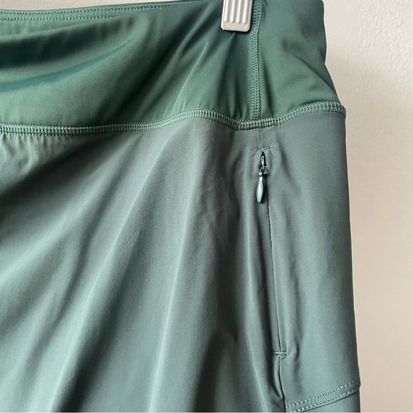 Knix Sport Skort in green - Picture 12 of 13
